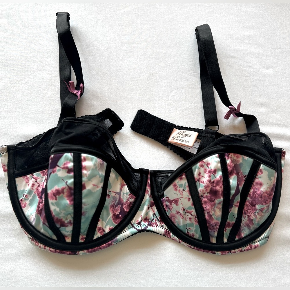 Playful Promises structured underwire bra